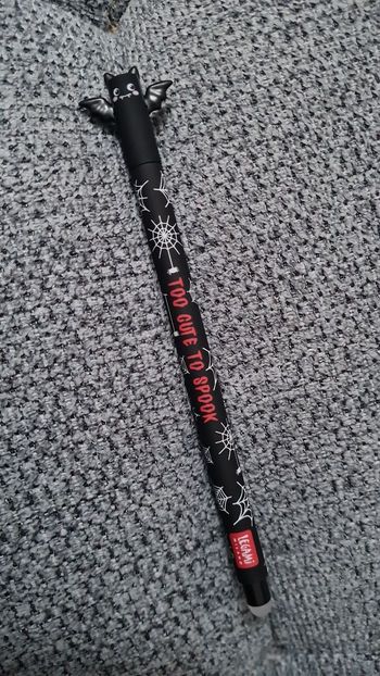 Legami Chauve-Souris Halloween 2024 édition Rouge UK Angleterre Étrangère Limited Edition Rarissime