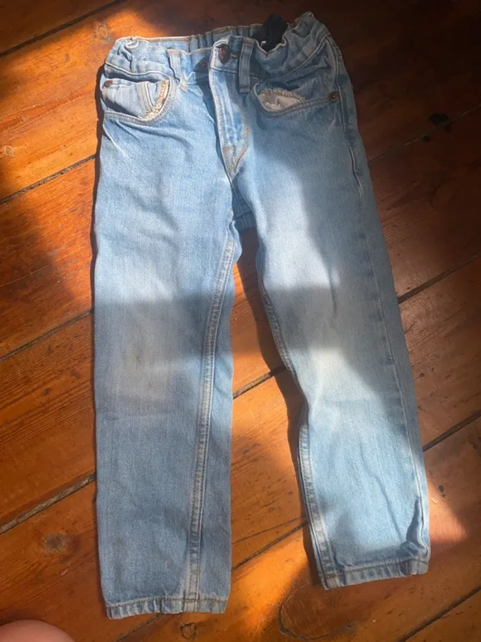 Pantalon.