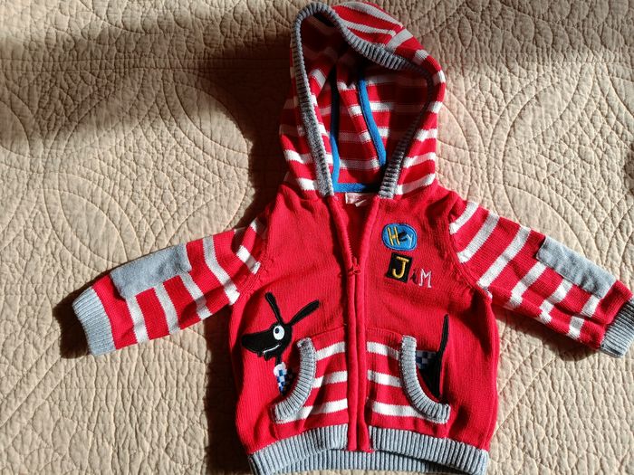 Veste à capuche et à zip motif chien