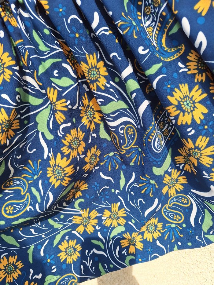 👗 Jupe courte légère 10 ans - photo numéro 4