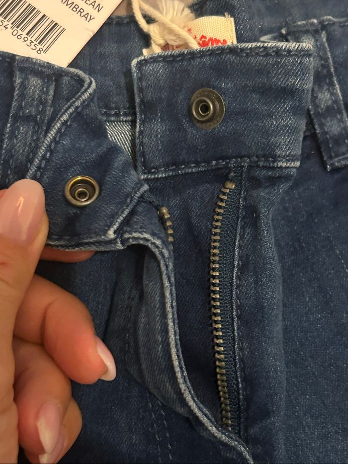 Jeans neuf - photo numéro 4