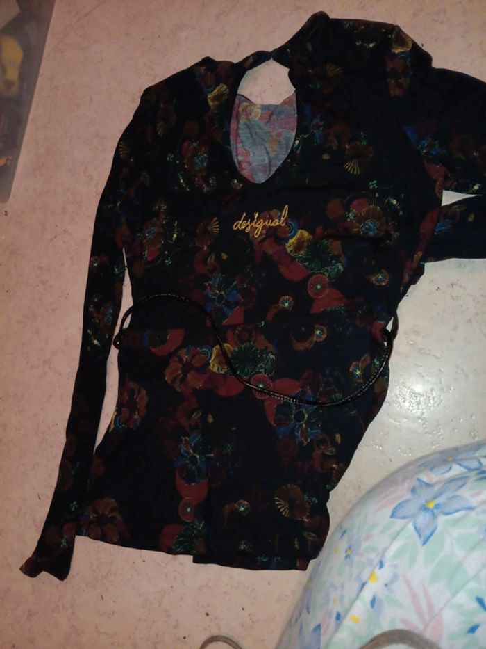 Haut desigual t. S ouverture dans le dos - photo numéro 3