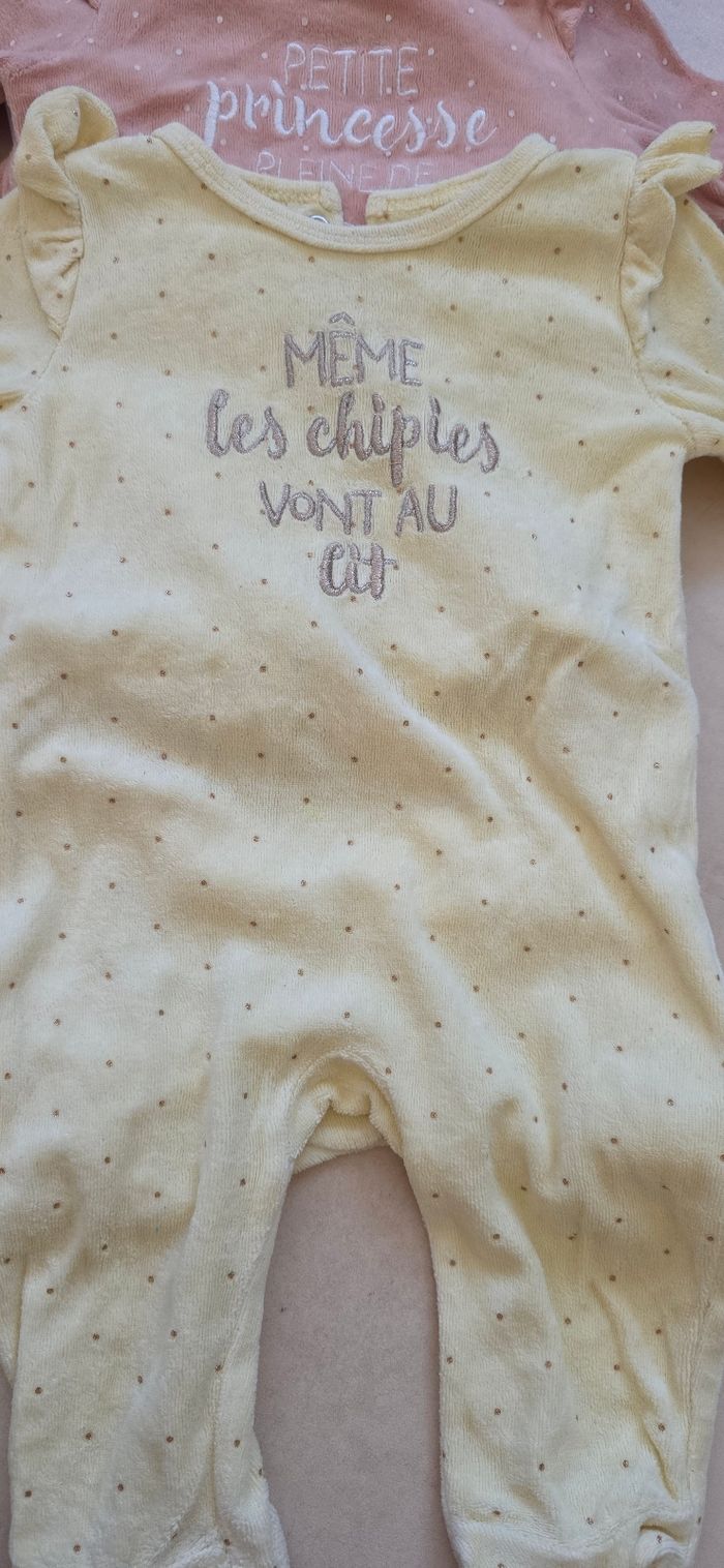 Lot pyjama - photo numéro 3