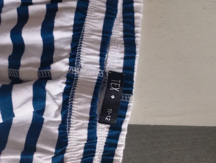 T-shirt manches courtes et short 11 12 ans - photo numéro 3