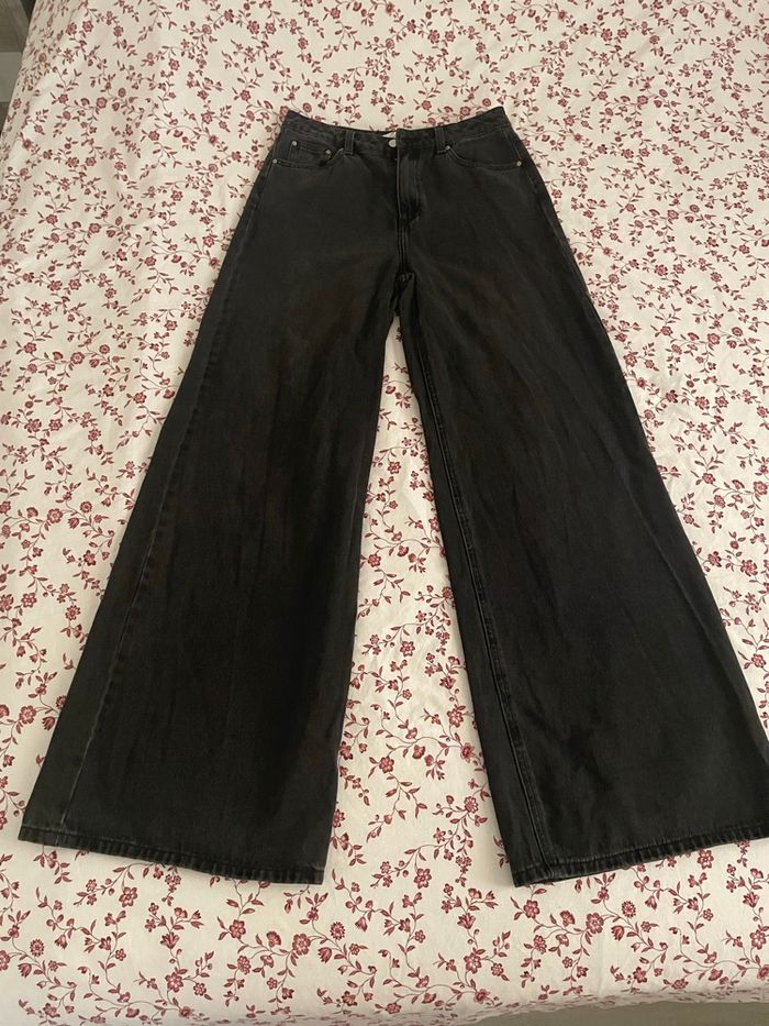 Jean noir - photo numéro 3