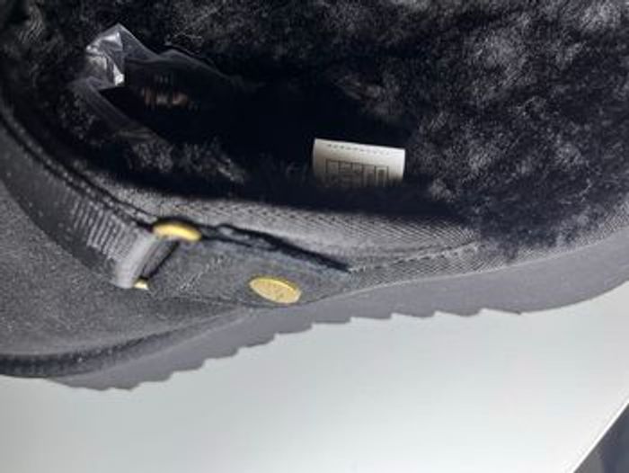 Chaussure ugg tasman à scratch noir taille 38 - photo numéro 3