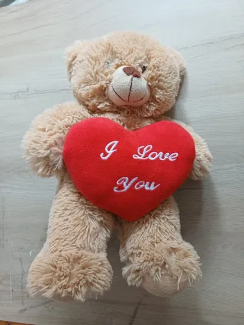 Peluche ours coeur i love you