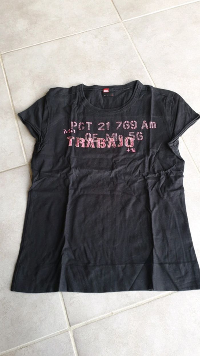 Tee shirt diesel noir et rose fluo