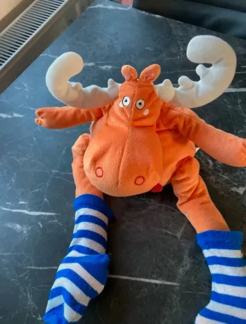Peluche reine marque IKEA en très bon état