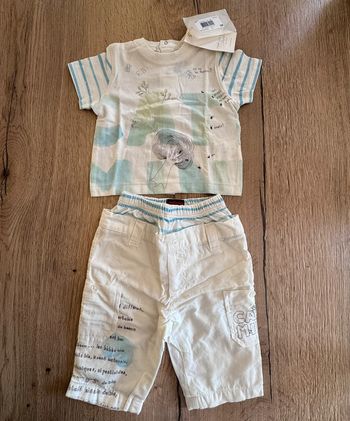 Ensemble tee-shirt + pantalon taille 1 mois catimini neuf avec étiquettes