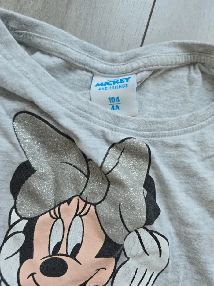 T shirts Disney 4 ans - photo numéro 2