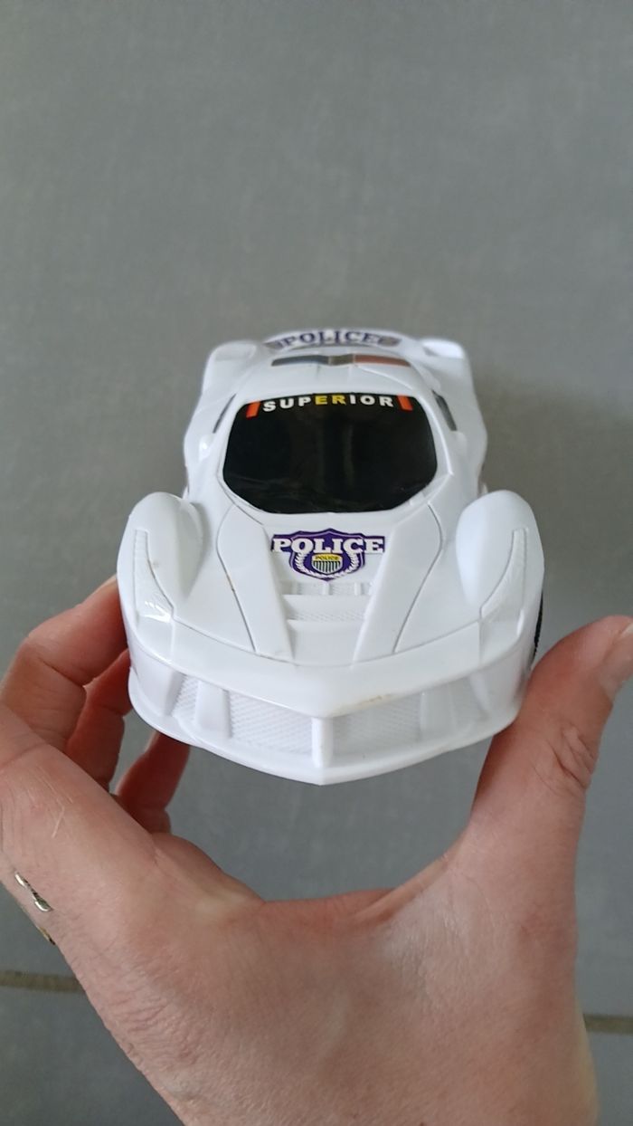 Voiture police - photo numéro 5