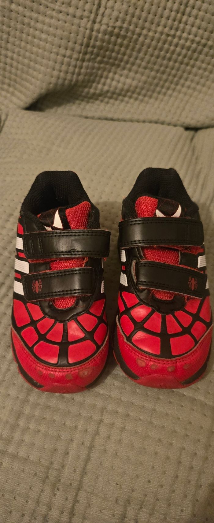 Basket adidas spiderman 23
