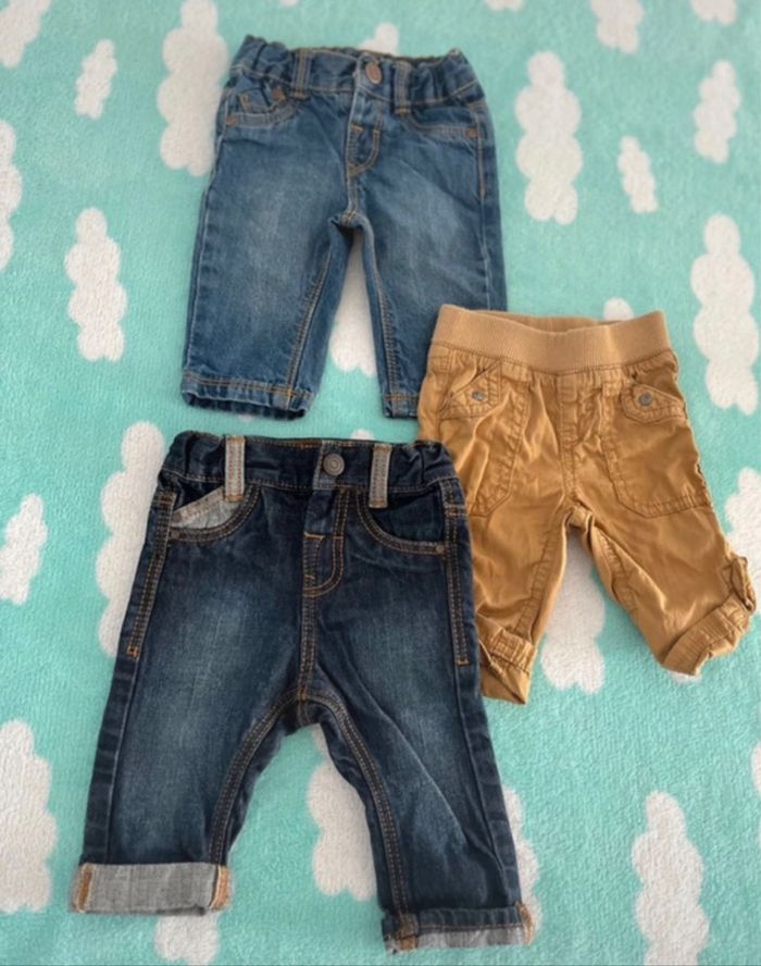 3 pantalons bébé Kiabi 3 mois