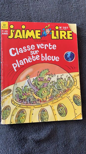 Livre j aime lire. Classe verte planète bleue