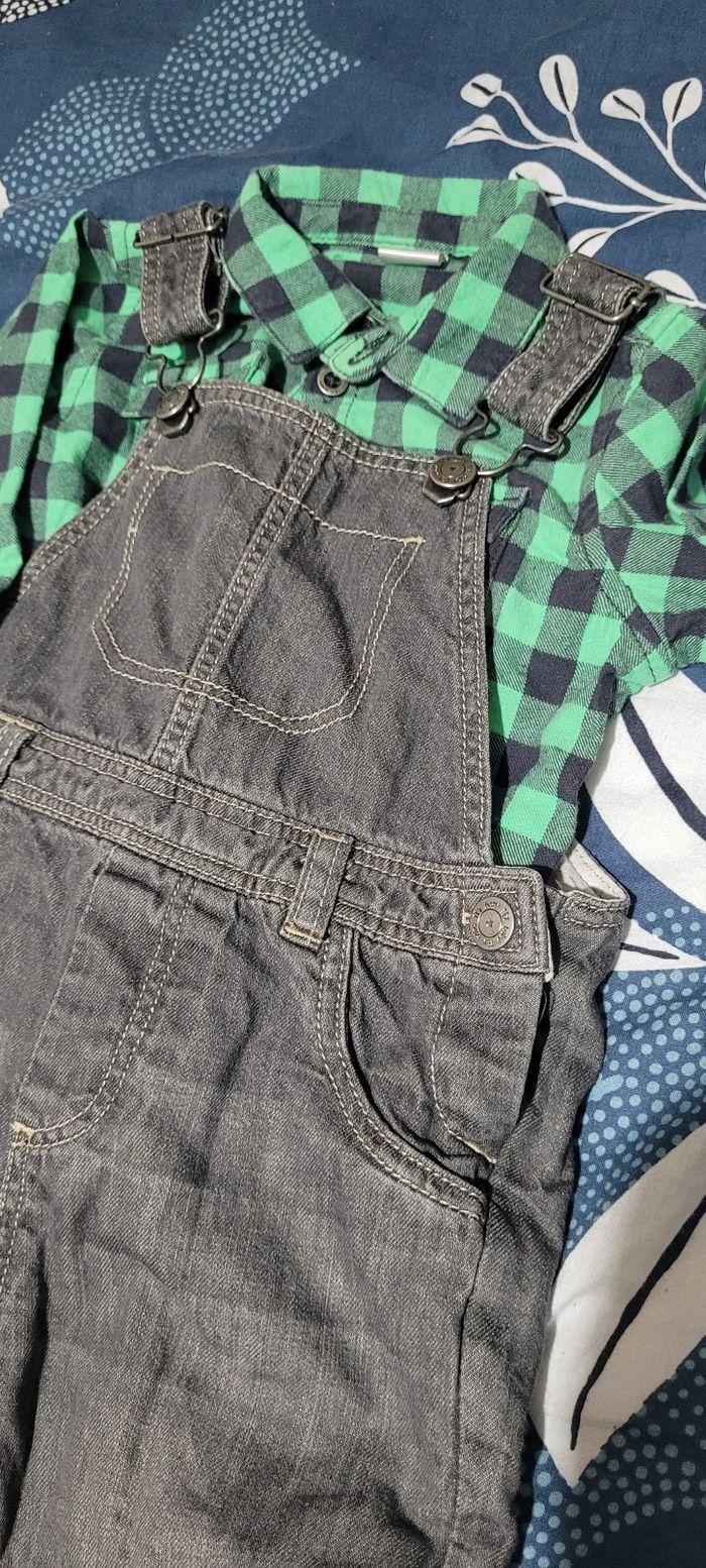 ensemble salopette et chemise à carreaux - photo numéro 2