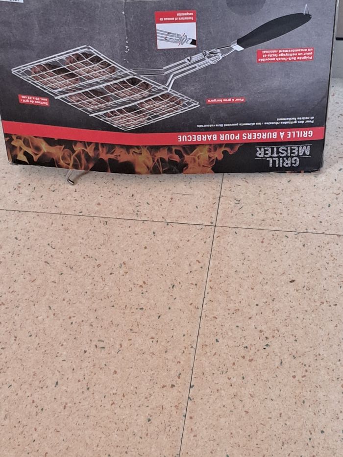 Grille pour barbecue neuf - photo numéro 5