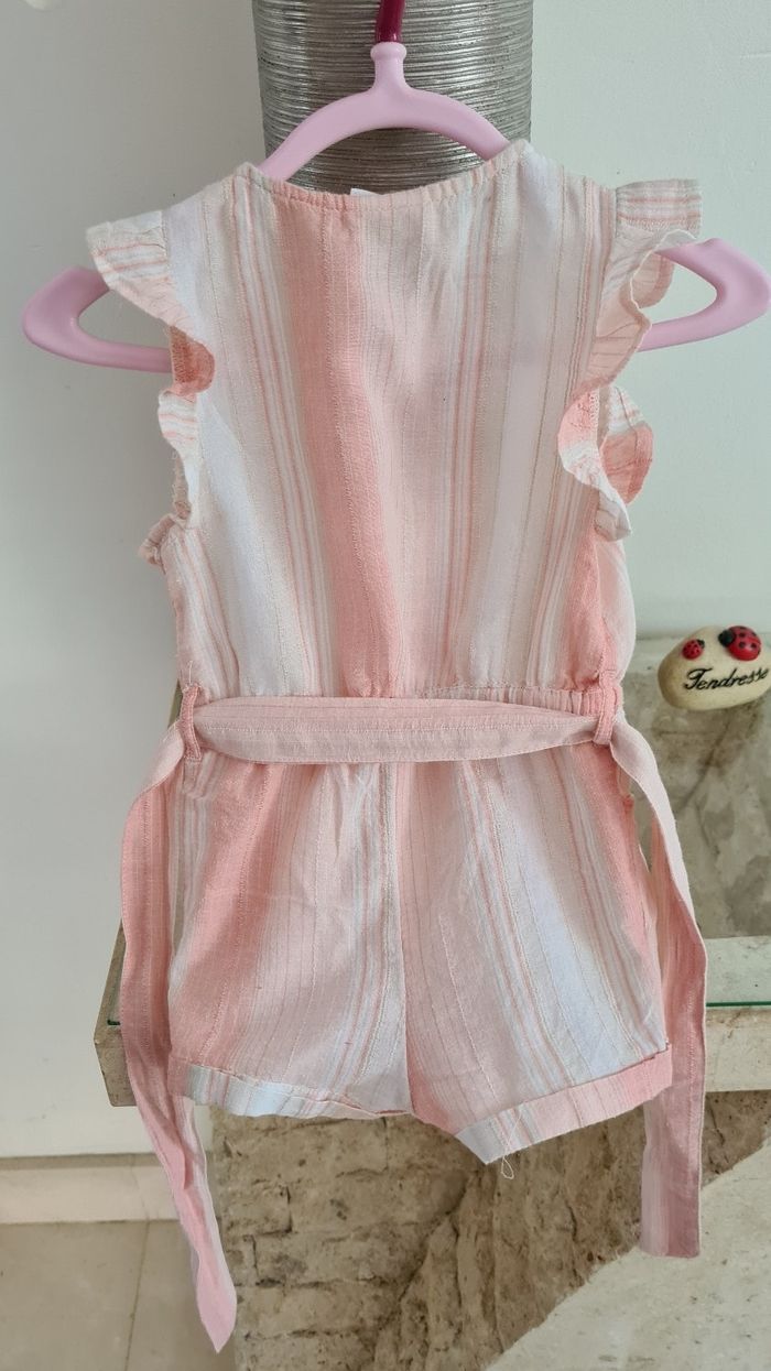 Combishort 6 mois tbe . - photo numéro 2