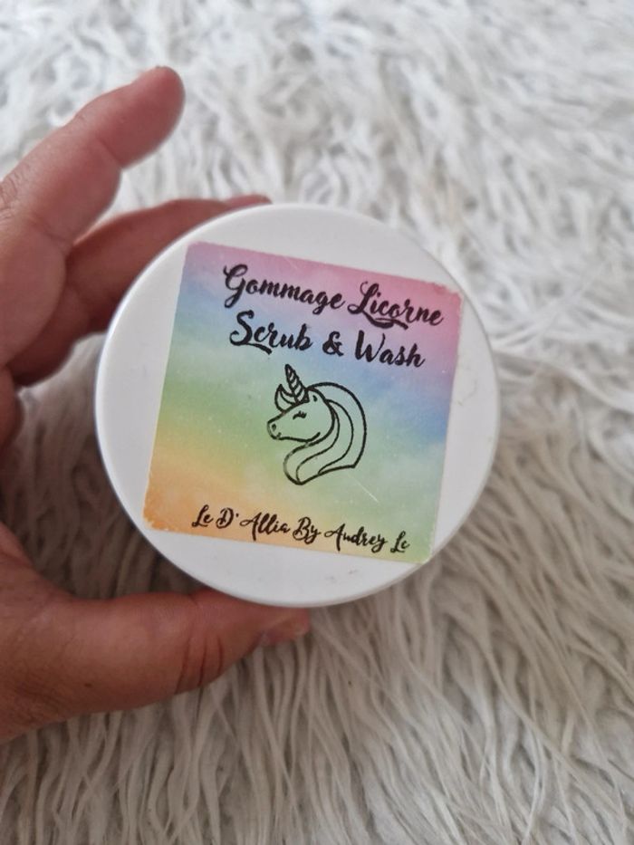 Gommage visage Licorne neuf - photo numéro 2