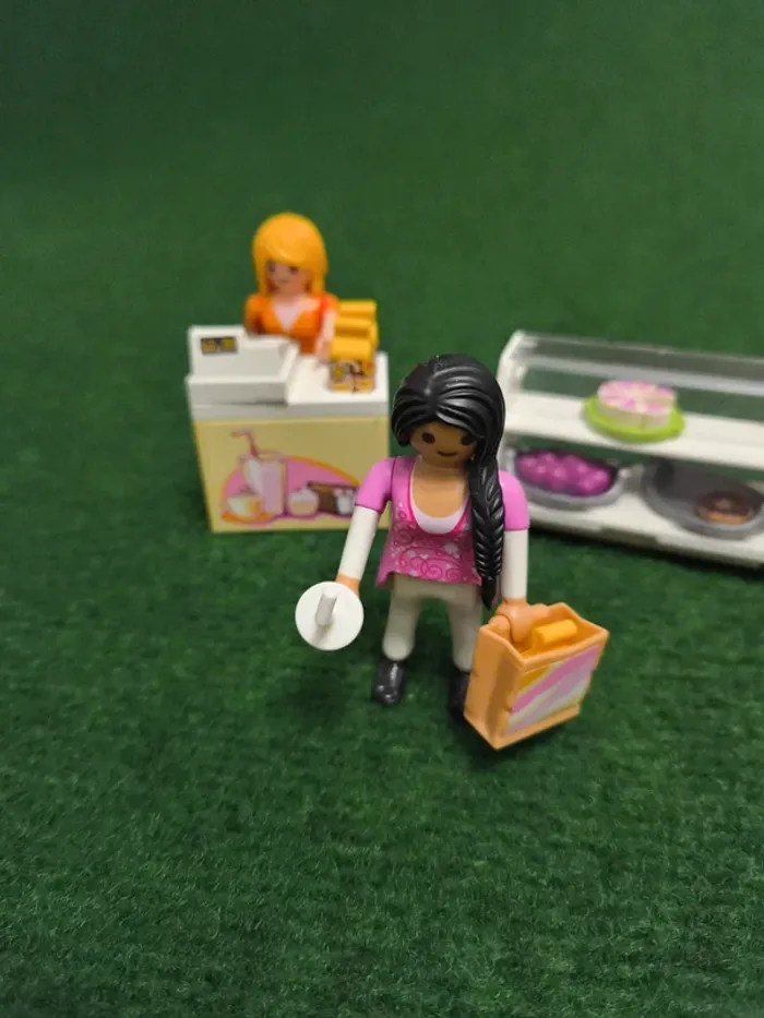 Playmobil Vendeuse - photo numéro 2
