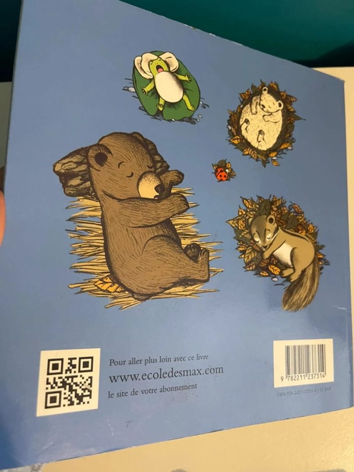 Livre école des loisirs bien au chaud pour l’hiver - photo numéro 2