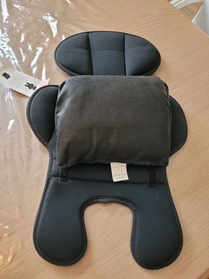 Britax remercie comfort insert pour siège auto - photo numéro 2