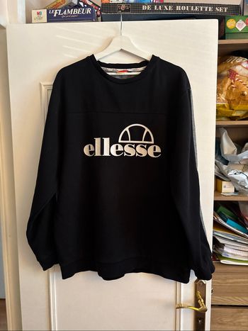 Pull Ellesse