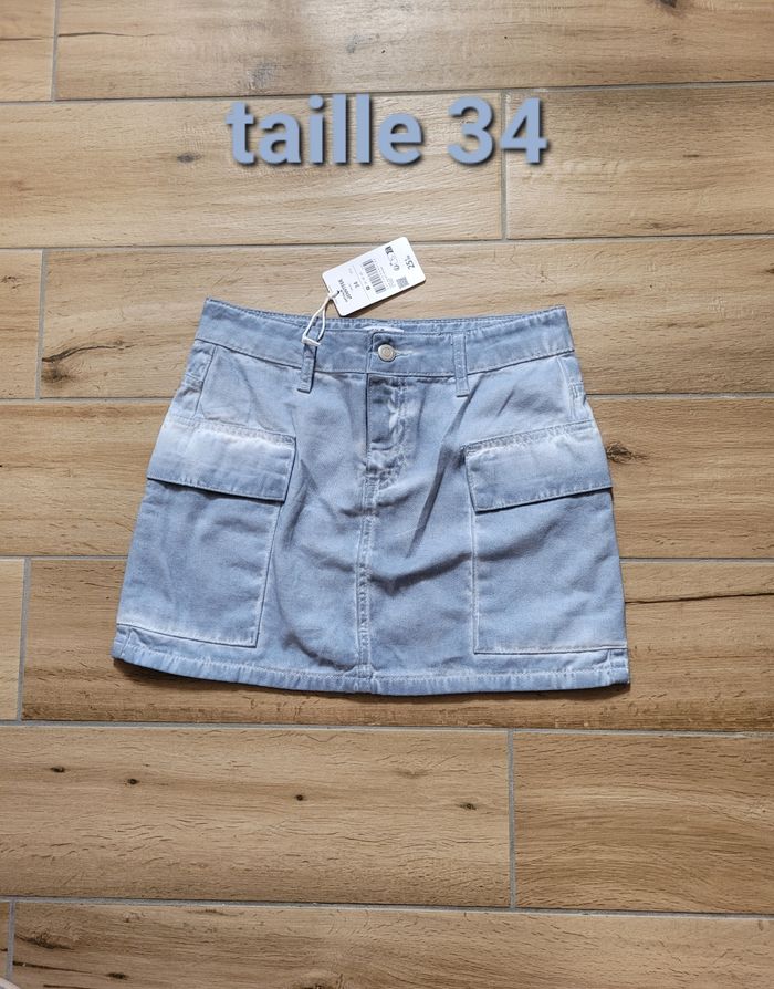 Mini jupe taille 34