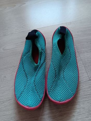 Chaussure aquatique T28/29