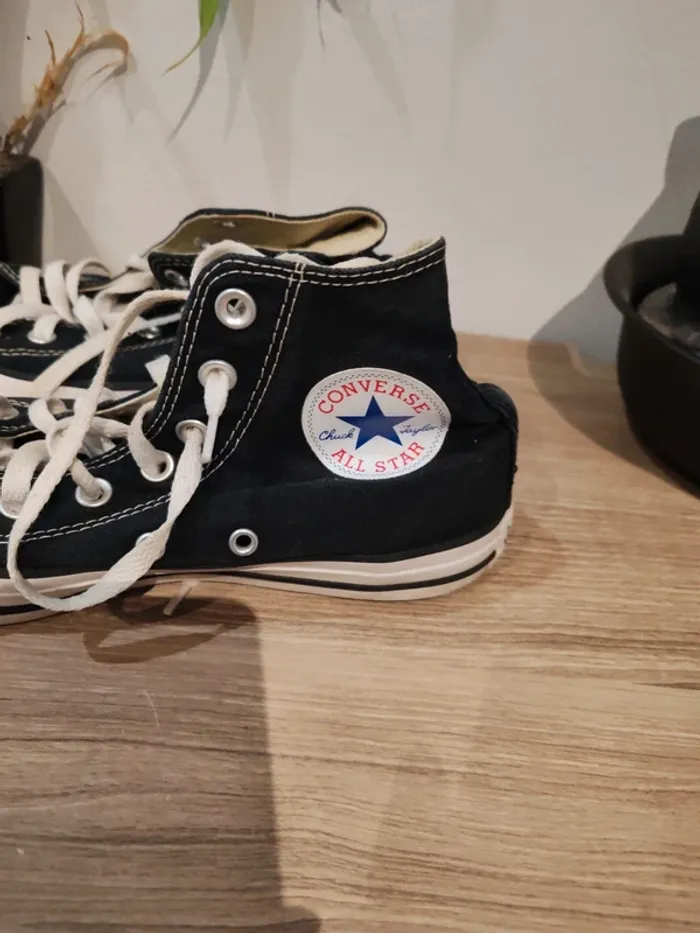 Converse noir taille 38 - photo numéro 2
