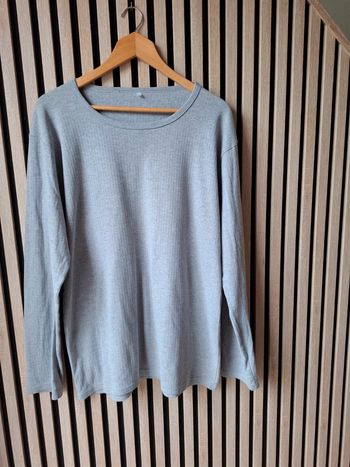 Haut sweat  gris T 46/48