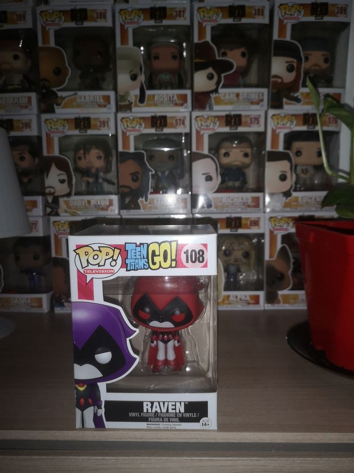 Funko pop Television Teen Titans Go! 108 Raven Vaulted (2016) - photo numéro 2