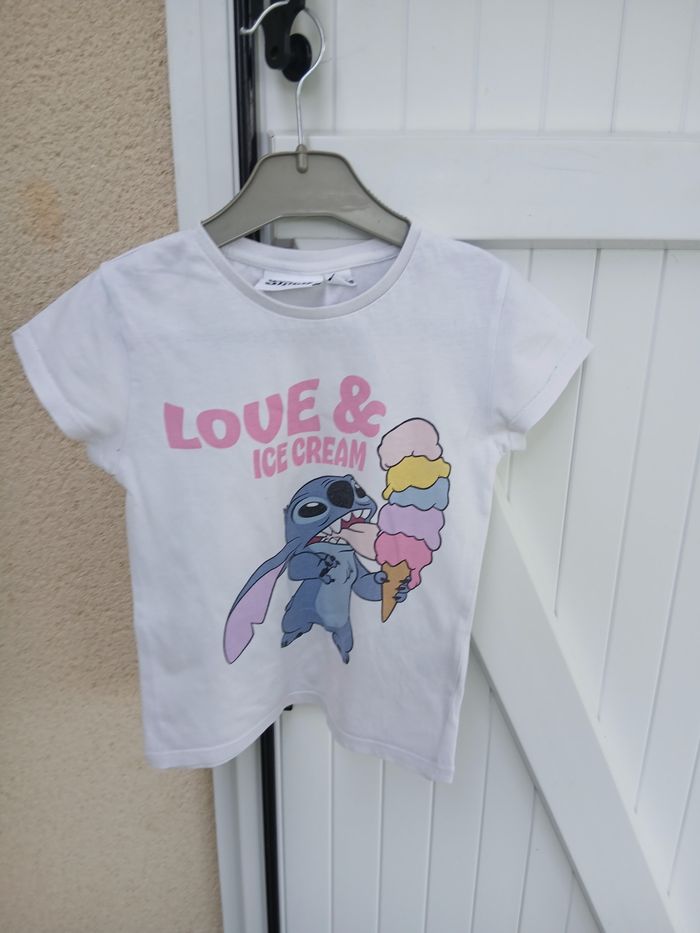 Tee-shirt filles stitch taille 6 ans
