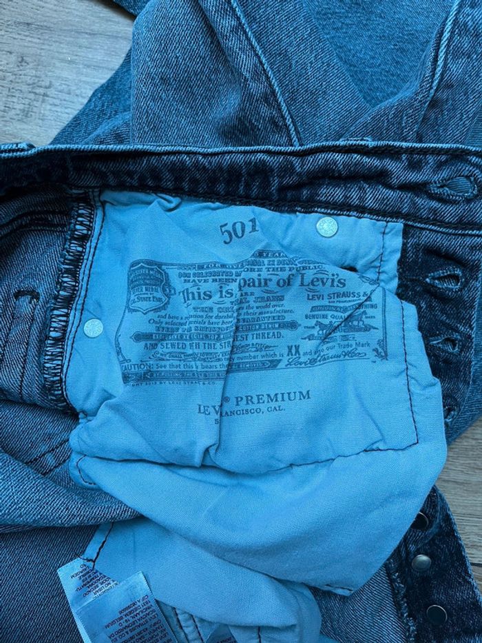 Jeans Lévis gris en parfait état coupe droit 501 W24 L26 - photo numéro 15