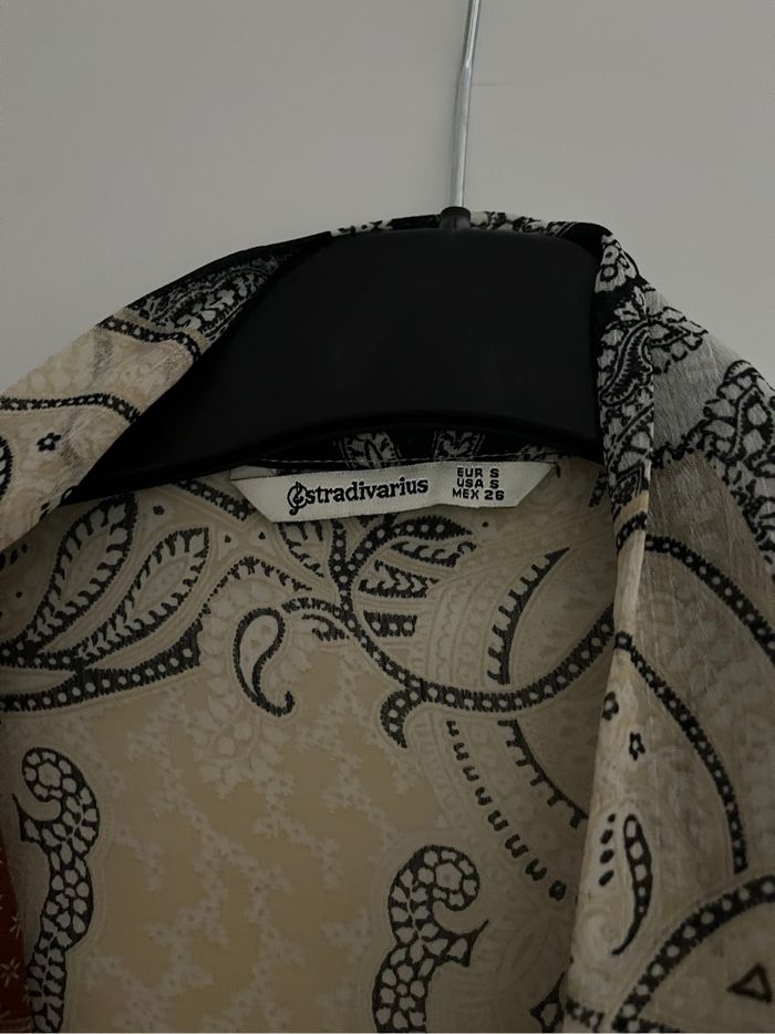 Blouse à motifs - photo numéro 3