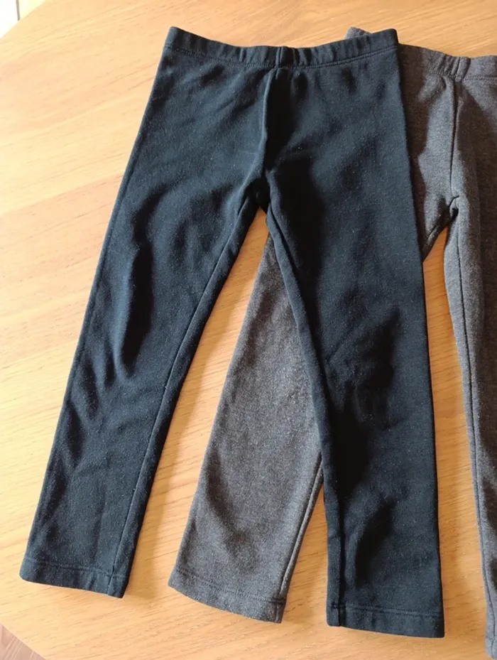 Lot de 2 leggings chauds offerts 5 ans - photo numéro 2