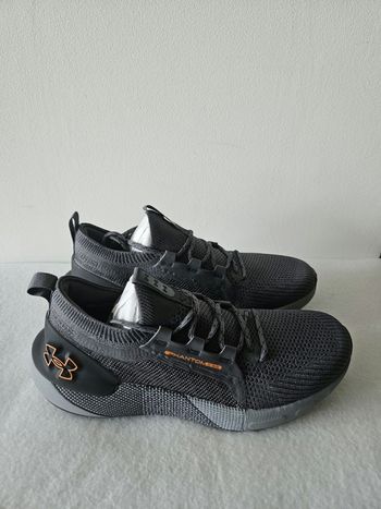 Baskets pointure 45 under armour