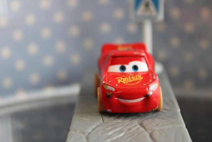 Disney Pixar cars mini racer Flash Mc Queen - photo numéro 8