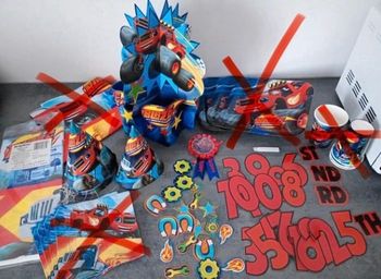 Décoration anniversaire blaze et les monsters machine 