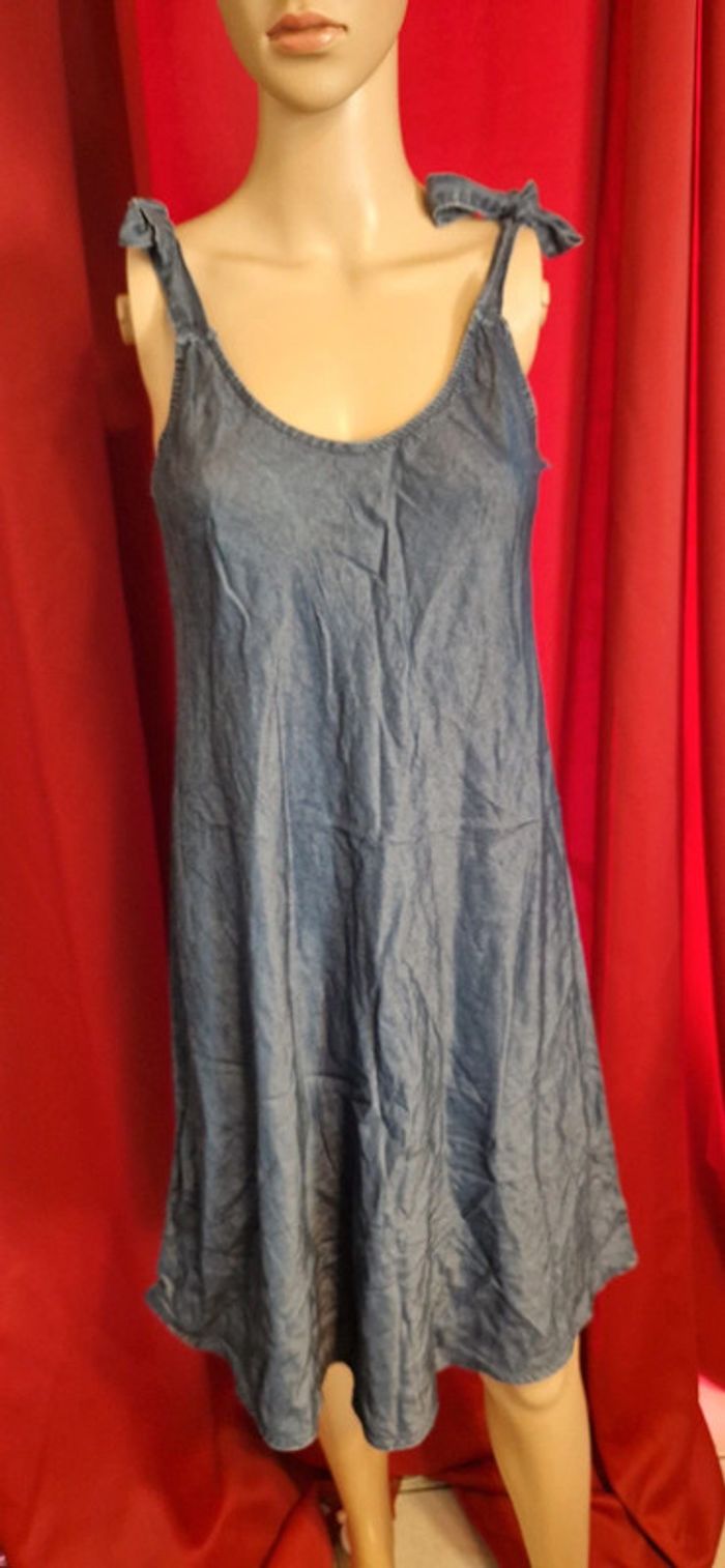 Robe jeans légère taille 38 bretelles