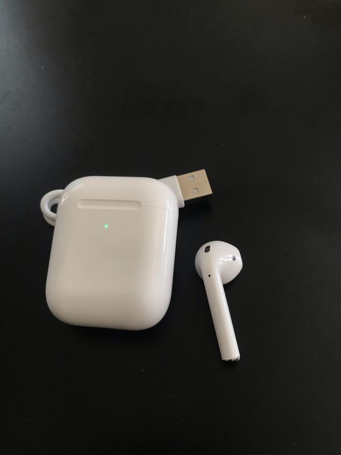 AirPods - photo numéro 3
