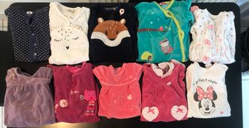 Lot 10 pyjamas