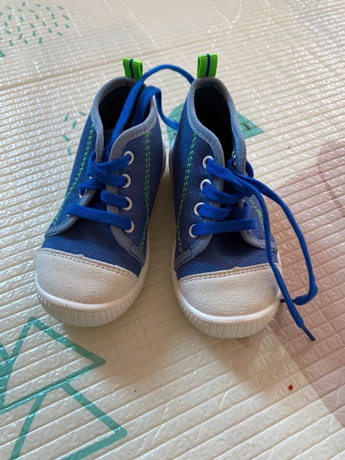 Chaussures Superfit Taille 20