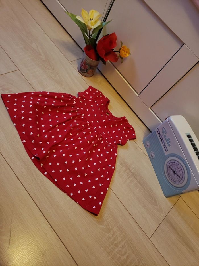 Robe 🎀 Primark 3-6 mois 2€