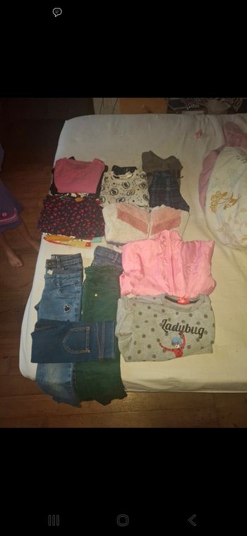 Lot vêtements fille 4 ans