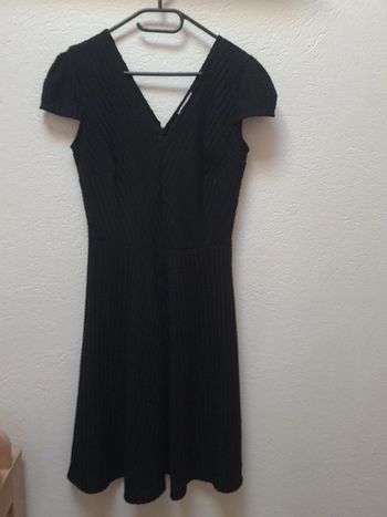 Robe noir  manches courtes femme