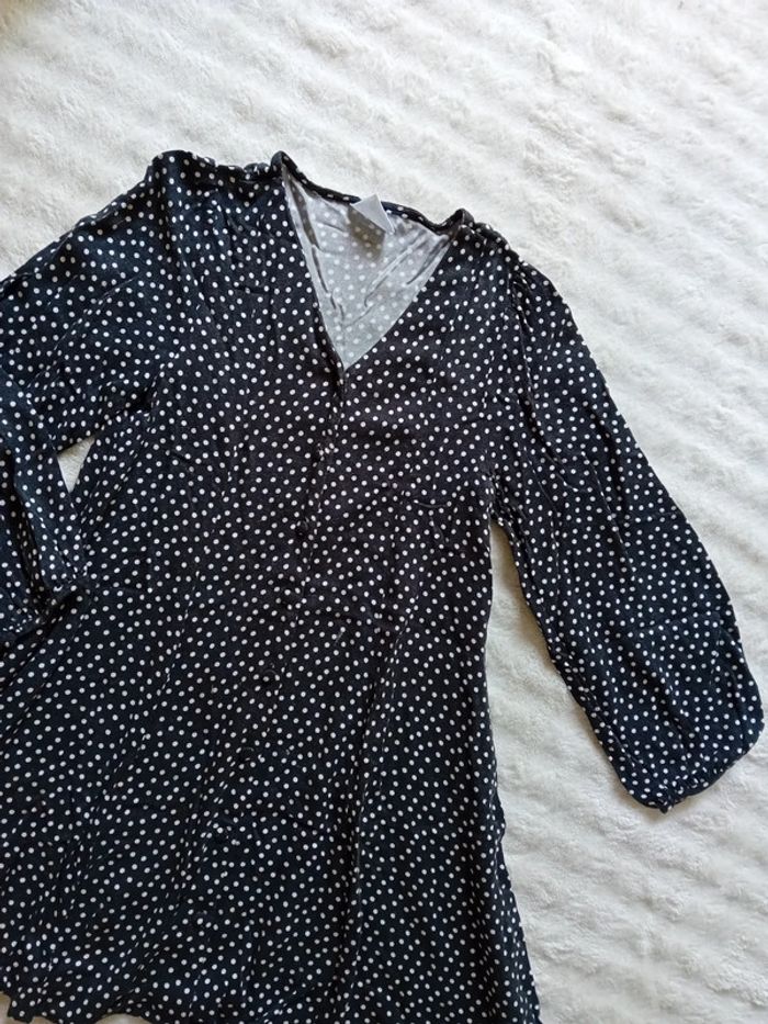 Robe fille 7ans Zara 🤍🖤 - photo numéro 2