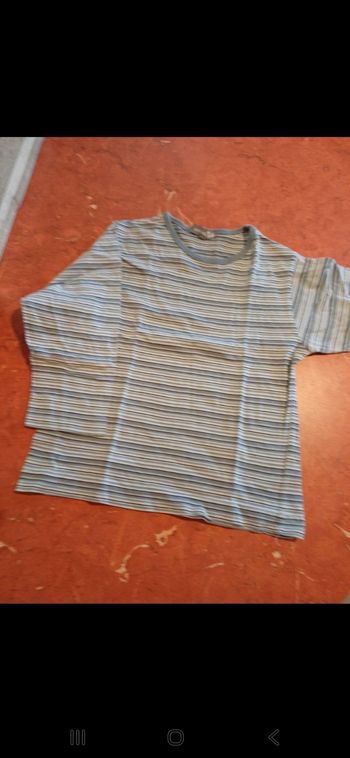 T.shirt garçon taille 4 ans
