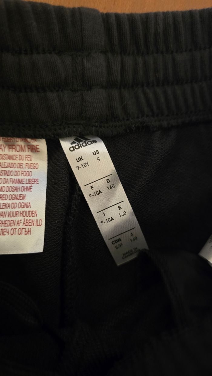 ( Neuf non porté) 🏷🥰 SUPERBE survetement unisex adidas 10 ans 🥰😍 - photo numéro 8