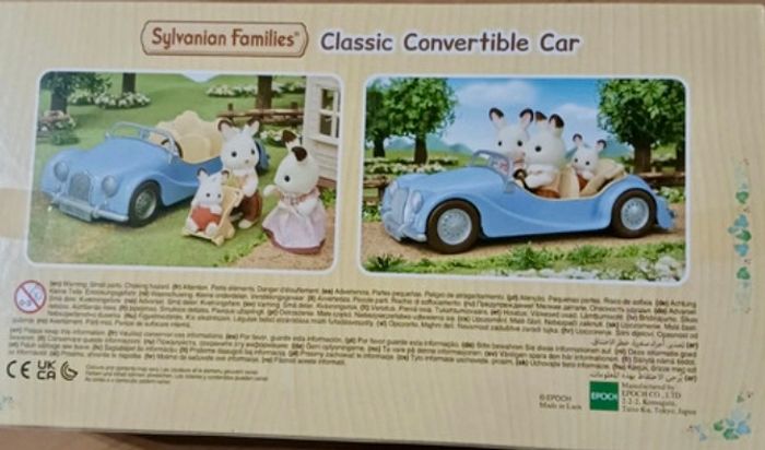 Classic convertible car 5786